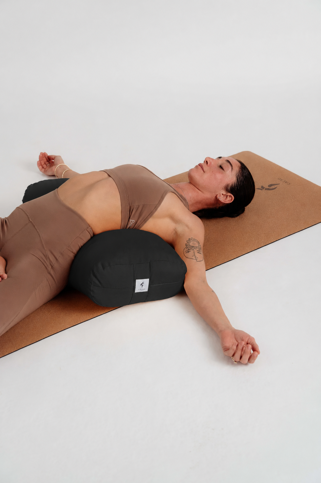 Calao Bolster Black - כרית יוגה שחורה